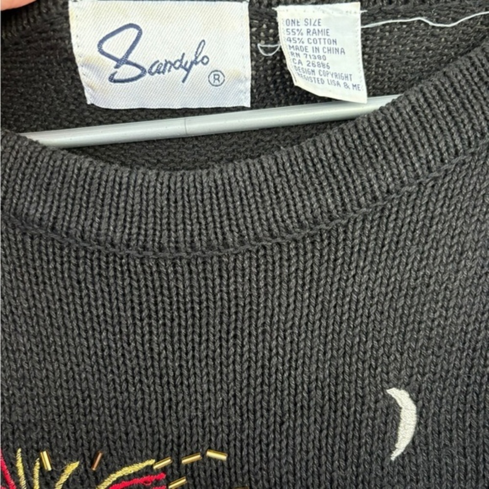 Sandylo Casino Oversized Sweater w/ Shoulder Pads Embroidered One Size - Picture 6 of 7